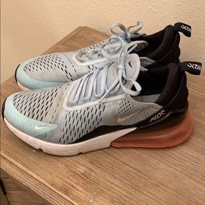 Nike Air Max 270s women’s size 9.